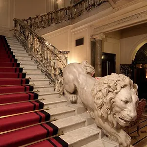 Grand Plaza Отель