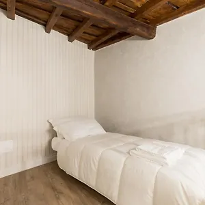 Pantheon Escape Apartment